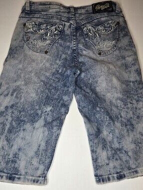​VINTAGE Y2K APPLE BOTTOMS EMBROIDERED DENIM SHORTS 3/4 Juniors